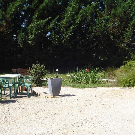 L'Oree Des Bois Dommartin-Les-Cuiseaux Luaran gambar